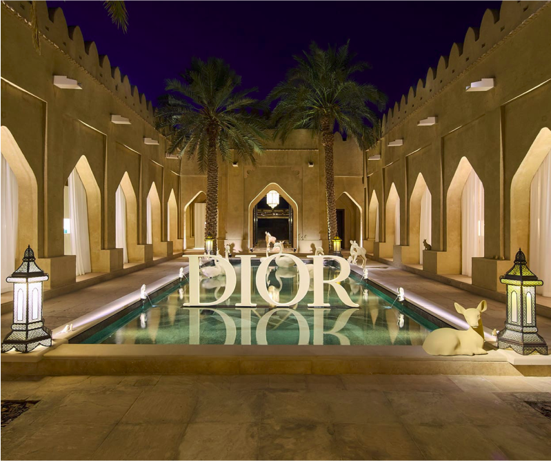 DIOR
